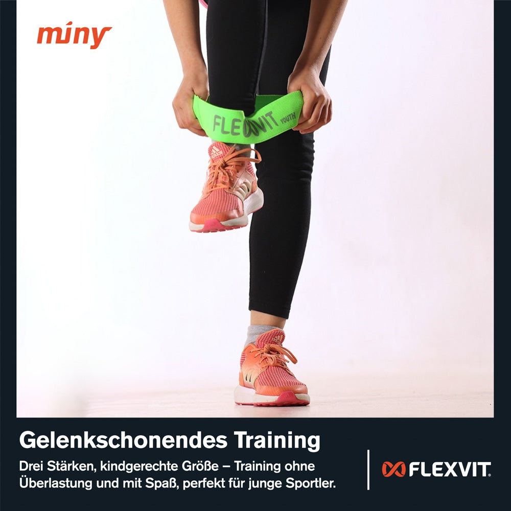 Flexvit MinY verde neón en un ejercicio de entrenamiento juvenil
