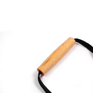 Detalle de una manilla de madera Flexvit