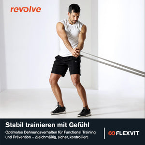 Flexvit Revolve gris claro durante un ejercicio con banda
